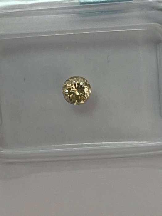 Ingen mindstepris - 1 pcs Diamant  (Natur)  - 0.25 ct - Rund - SI2 - International Gemological Institute (IGI) - F.BRUNLIG GRØN GUL