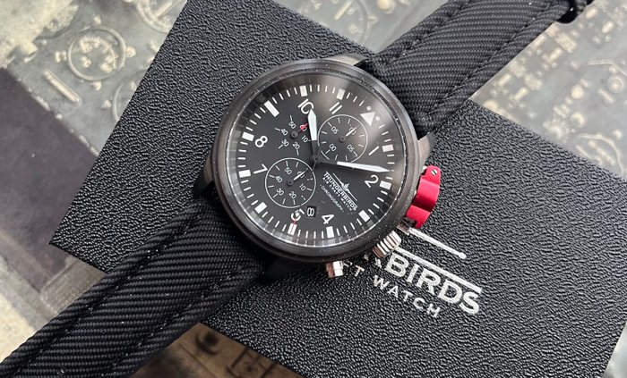 Thunderbirds - Ingen mindstepris - Black Edition Chrono Quartz - 45 mm - Mænd - 2011-nu