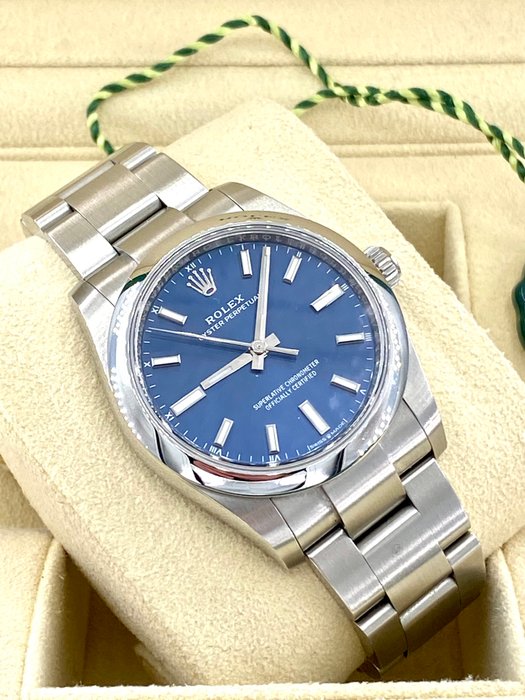 Rolex - Oyster Perpetual - Ingen mindstepris - 124200 - Unisex - 2022