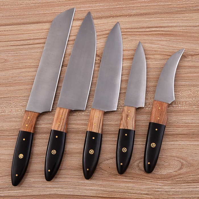 Køkkenkniv - Chef's knife - Oliventræ og sort G10, håndlavet stål - Nordamerika