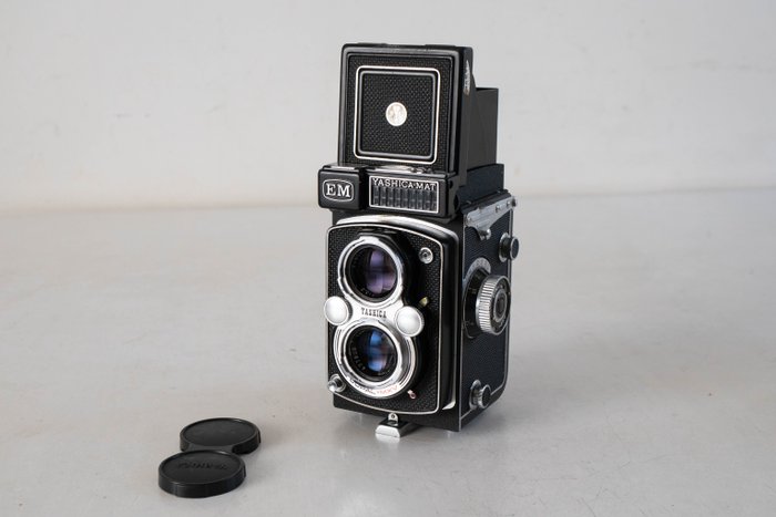 Yashica -Mat EM with Yashinon 3,5/75mm + leathercase | To-øjet spejlreflekskamera (TLR)