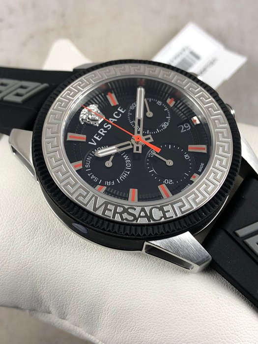 Versace - Greca Action Chronograph - VE3J002 22 - Mænd - 2011-nu