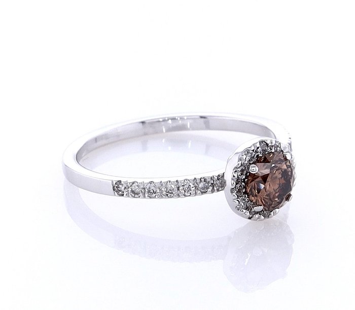 Ring - 14 karat Hvidguld -  0.64ct. tw. Diamant (Naturfarvet) - Diamant