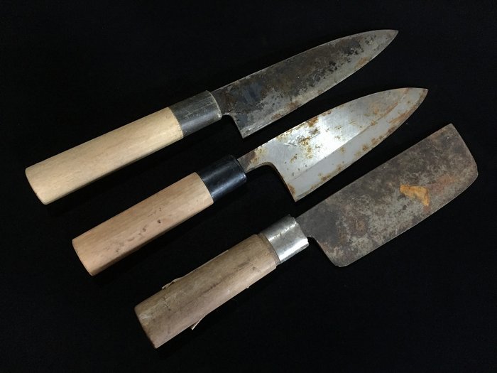 Set of 3 / Japanese Vintage Kitchen Knife / 柳刃 YANAGIBA 三徳 SANTOKU 出刃 DEBA - Køkkenkniv - Stål, Træ - Japan