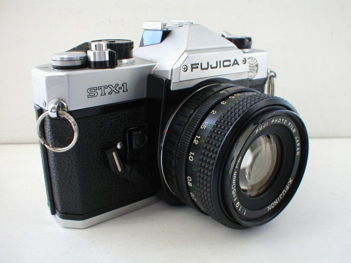 Fujica STX-1 + X-Fujinon 1,9/50mm FM | Reflekskamera med enkelt linse (SLR)