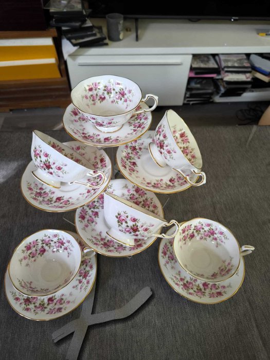 Royal Standard - Kaffe og te service (12) - Porcelæn - Sjældne Avon kopper