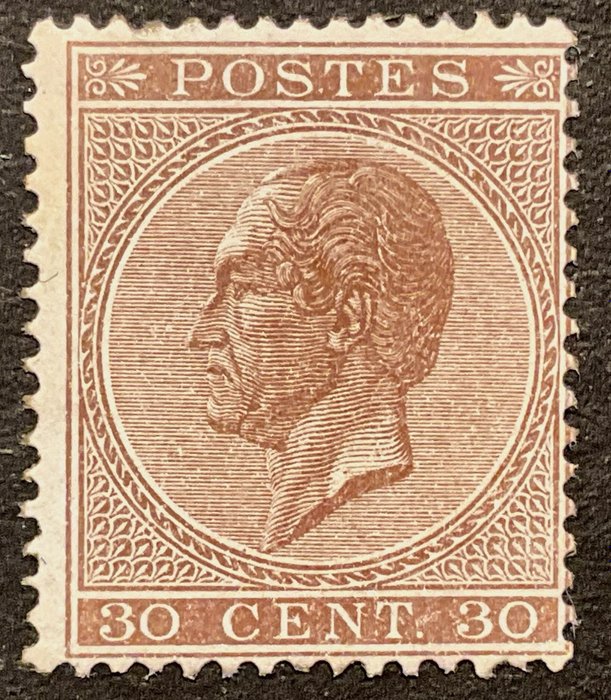 Belgien 1867 - Leopold I i venstre profil: 30c Bisterbrun med TAND 15 - OBP/COB 19A - T15 (kamtanding)