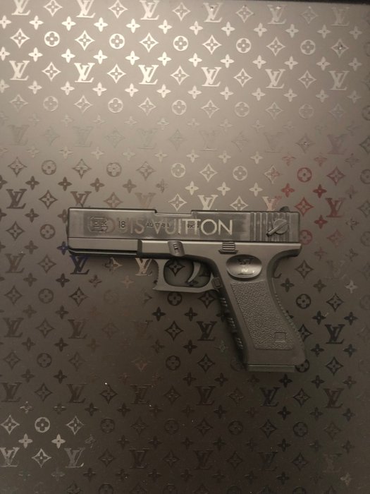 GF Exclusives - Louis Vuitton x Gun 3D Wall Art