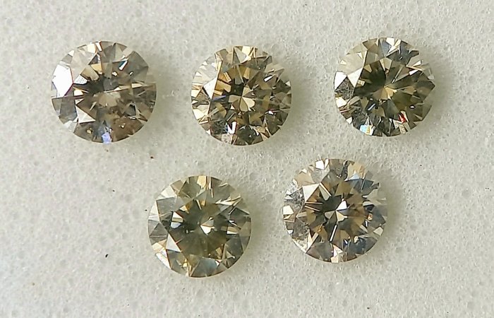 Ingen mindstepris - 5 pcs Diamant  (Naturfarvet)  - 0.94 ct - Rund Grå - SI1, VS2 - Gemewizard Gemological Laboratory (GWLab)