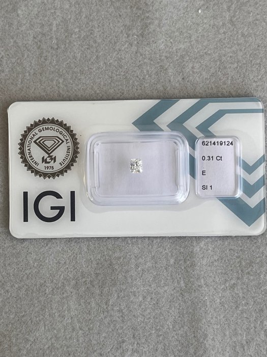 1 pcs Diamant  (Natur)  - 0.31 ct - Radiant - E - SI1 - International Gemological Institute (IGI)