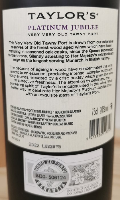 Taylor's, Very Very Old Tawny Port - Platinum Jubilee of Her Majesty Queen Elizabeth II. - Flasket 2022 -  Porto  - 1 Flaske (0,75L)