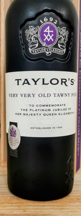 Taylor's, Very Very Old Tawny Port - Platinum Jubilee of Her Majesty Queen Elizabeth II. - Flasket 2022 -  Porto  - 1 Flaske (0,75L)