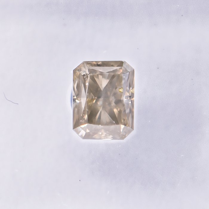 Ingen mindstepris - 1 pcs Diamant  (Naturfarvet)  - 0.38 ct - Radiant - Fancy Grå, Grønlig Gul - SI2 - International Gemological Institute (IGI)