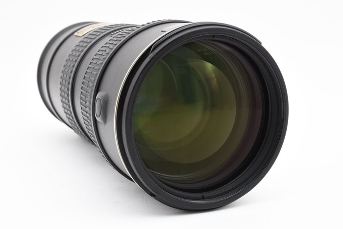 Nikon AF-S VR Zoom-NIKKOR ED 70-200mm f/2.8G IF\t \t\t Zoomobjektiv