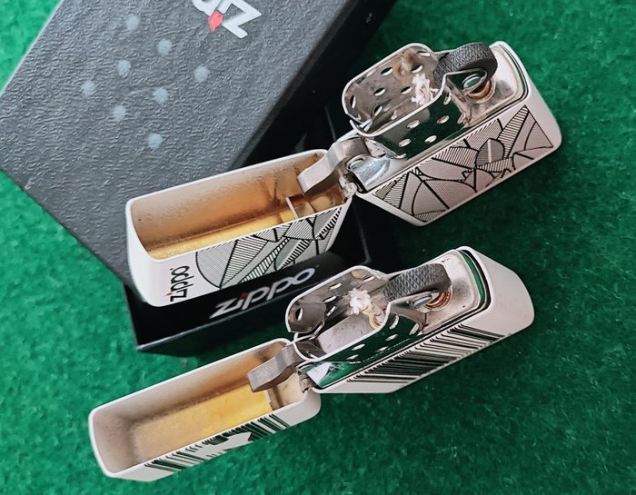 Zippo - Lighter - Bronze (forgyldt og sølvbelagt/patineret/koldtmalet), Messing