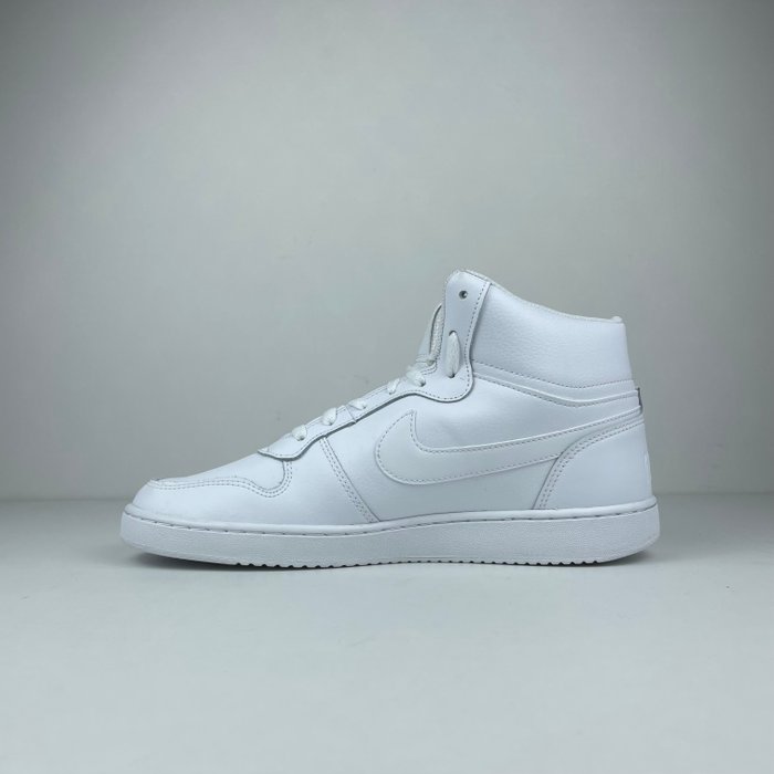 Nike - Sneakers - Størelse: Shoes / EU 44.5