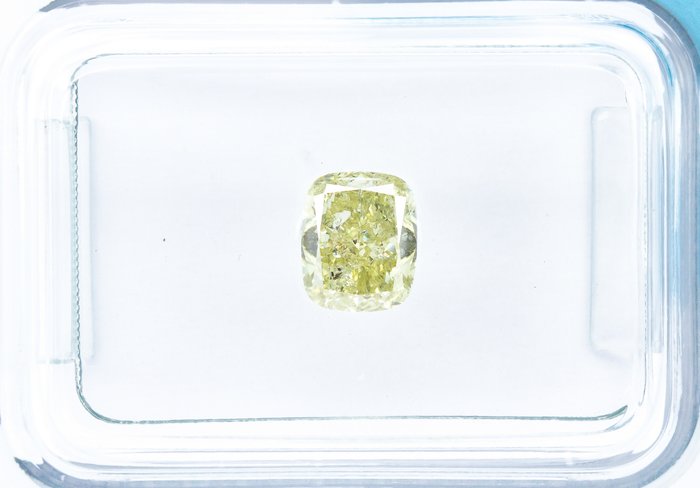 Ingen mindstepris - 1 pcs Diamant  (Naturfarvet)  - 0.82 ct - Pude - Fancy Grønlig Gul - I1 - International Gemological Institute (IGI)