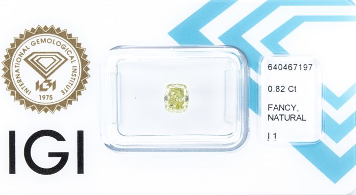 Ingen mindstepris - 1 pcs Diamant  (Naturfarvet)  - 0.82 ct - Pude - Fancy Grønlig Gul - I1 - International Gemological Institute (IGI)