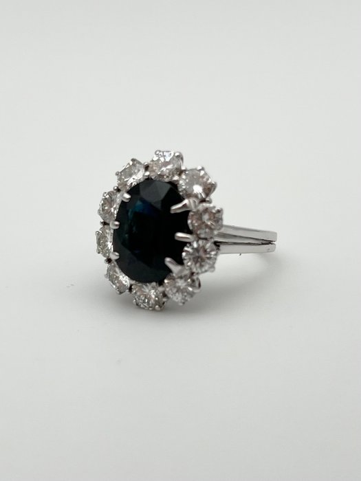 Ring - 18 kraat Hvidguld Safir - Diamant