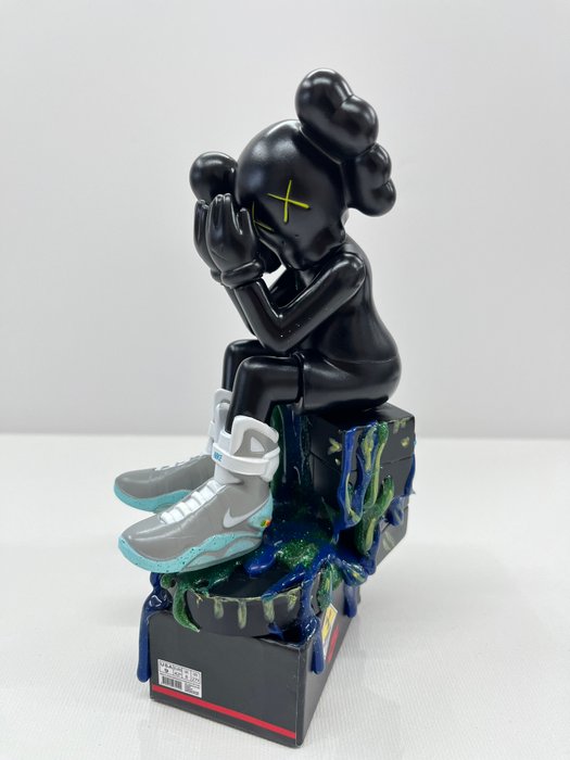 Alvin Silvrants (1979) - Kaws Companion Nike Air MAG BTTF statue