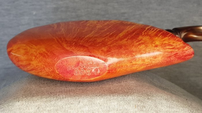 DON FLORIAN - 6371   fanshape - Pipe - briar træ