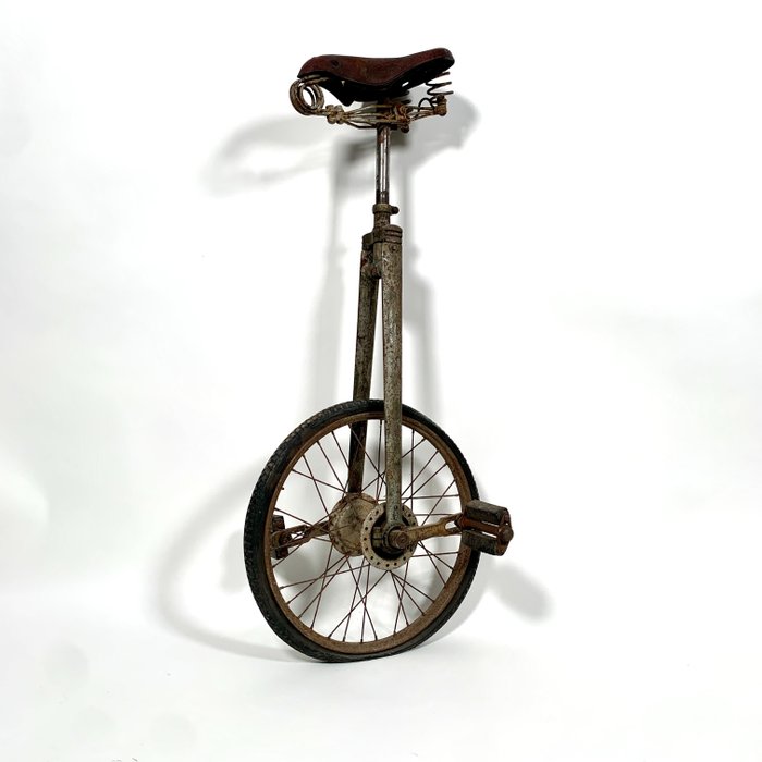 Eenwieler Circus Hoge Bi - Specialfremstillet cykel - 1886