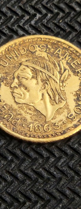 Venezuela. Gold Coin Pueblos Unidos Americanos Libertad 1863 rare type of coin. Gold 1/2 Peso 1863  (Ingen mindstepris)