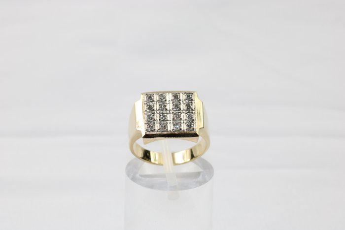 Ring - 14 karat Gulguld -  0.80ct. tw. Diamant (Natur)