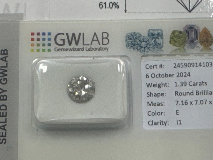 Ingen mindstepris - 1 pcs Diamant  (Natur)  - 1.39 ct - Rund - E - I1 - Gemewizard Gemological Laboratory (GWLab)