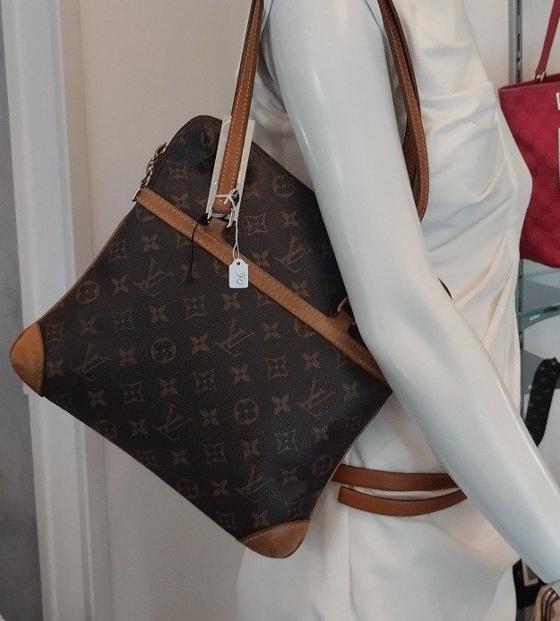 Louis Vuitton - Coussin - Crossbody-taske