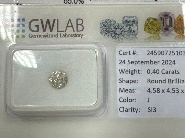 Ingen mindstepris - 1 pcs Diamant  (Natur)  - 0.40 ct - Rund - J - SI3 - Gemewizard Gemological Laboratory (GWLab)