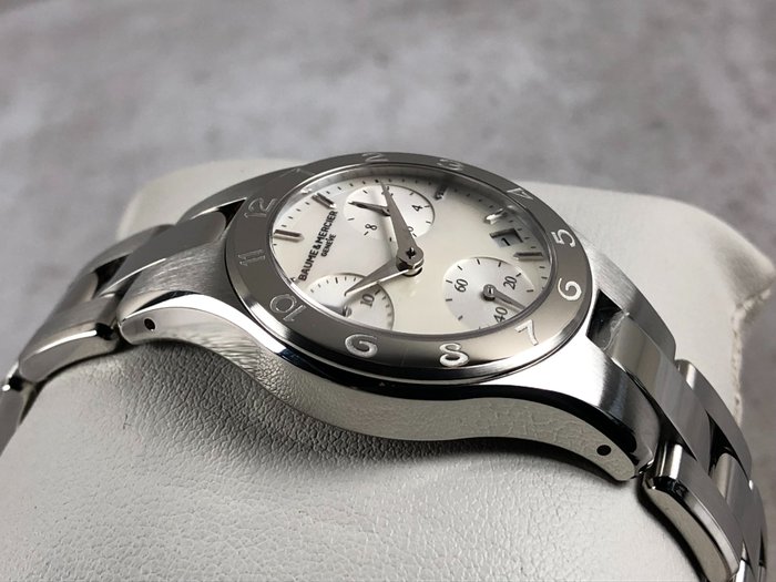 Baume  Mercier - Linea Date Chronograph - M0A10012 - Kvinder - 2011-nu