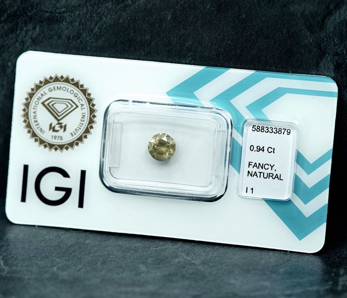 1 pcs Diamant  (Naturfarvet)  - 0.94 ct - Fancy Brunlig, Grålig Gul - I1 - International Gemological Institute (IGI)