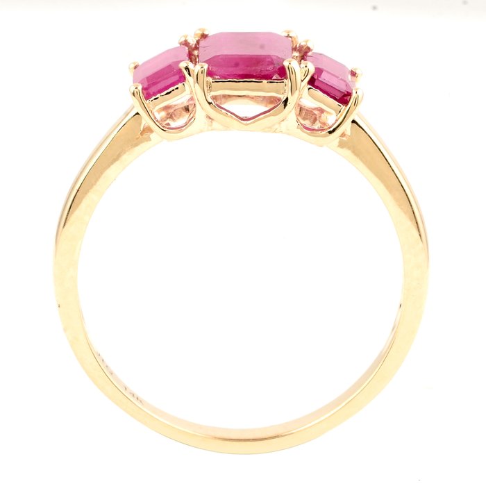 Ingen mindstepris - Ring - 14 karat Gulguld -  0.91ct. tw. Rubin