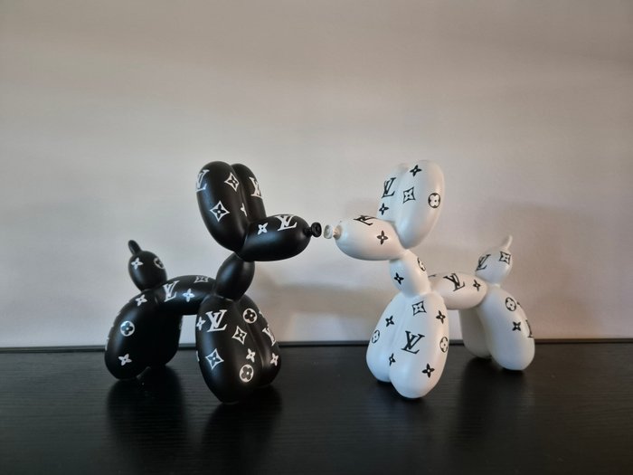 henq - Balloondog louis vuiton double edition