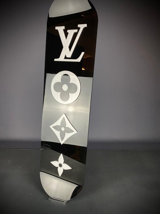 Mike Blackarts - New Collection 3D Louis Vuitton - Skateboard artwork