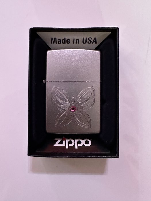 Zippo - Lighter - Jern (støbt/smeltet)