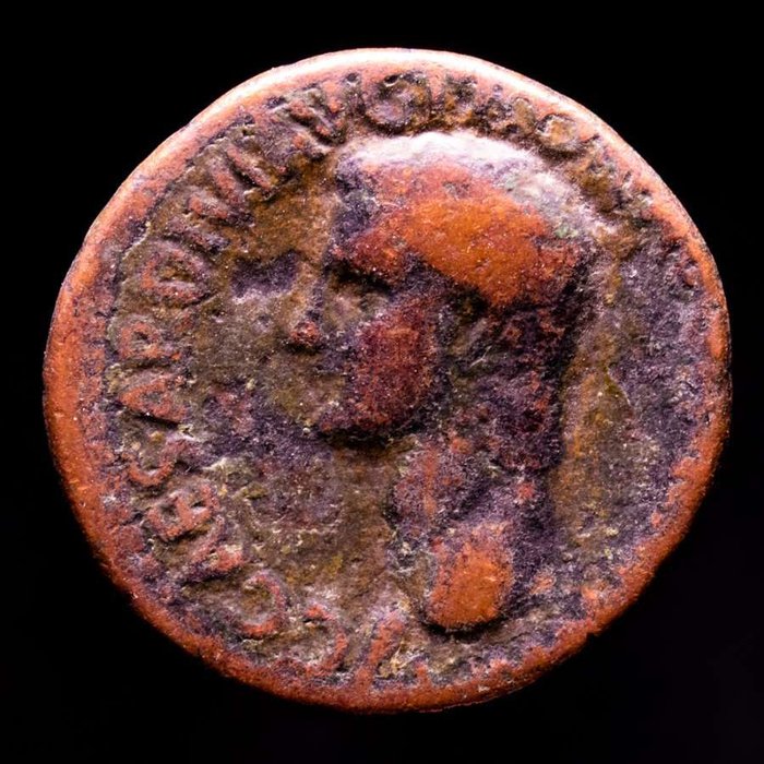 Romarriket. Caligula (AD 37-41). As Rome mint. 37-38 A.D.  VESTA / S - C, Vesta, veiled and draped, seated left on ornamental throne  (Ingen mindstepris)