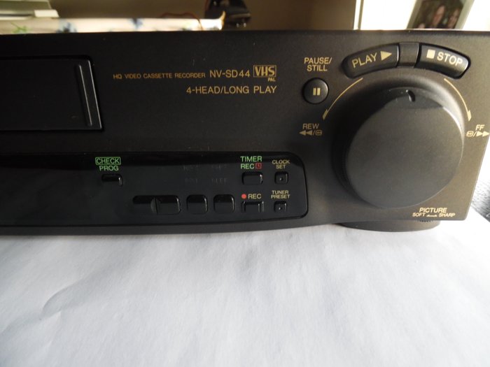 Panasonic NV-SD44 VHS recorder