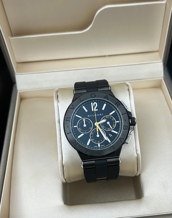 Bvlgari - Bvlgari Diagono Ultranero Chronograph - DG42BSCCH - Mænd - 2011-nu