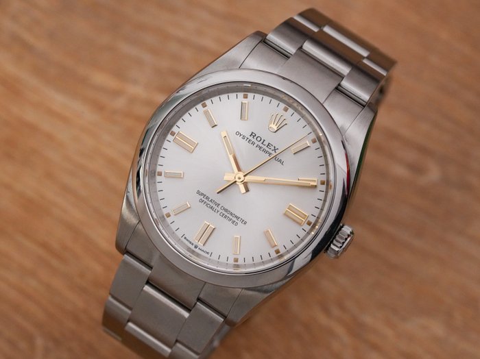 Rolex - Oyster Perpetual - 126000 - Mænd - 2011-nu