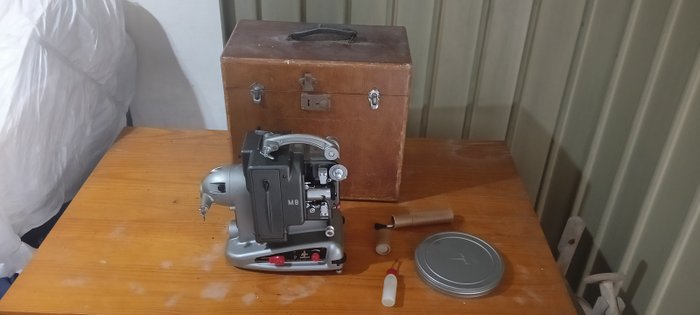 Bolex Paillard M8 Filmprojektor