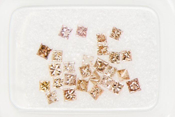 Ingen mindstepris - 27 pcs Diamant  (Natur)  - 1.06 ct - Kvadrat - I1, I2, I3, SI1, SI2 - Gem Report Antwerp (GRA) - INGEN RESERVEPRIS