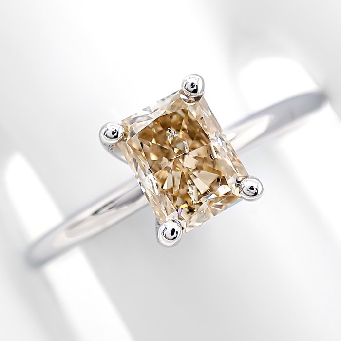 Ingen mindstepris - Ring - 14 karat Hvidguld -  1.16ct. tw. Gul Diamant (Naturfarvet)