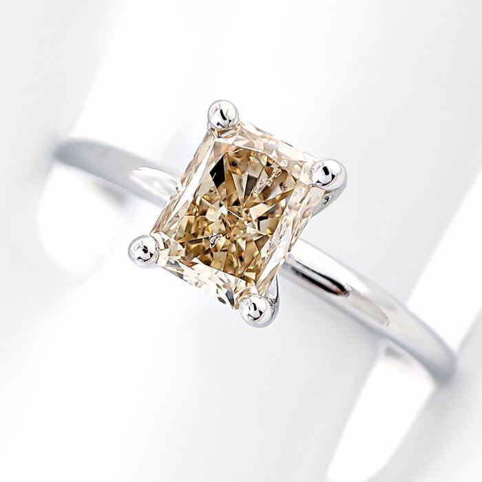 Ingen mindstepris - Ring - 14 karat Hvidguld -  1.16ct. tw. Gul Diamant (Naturfarvet)