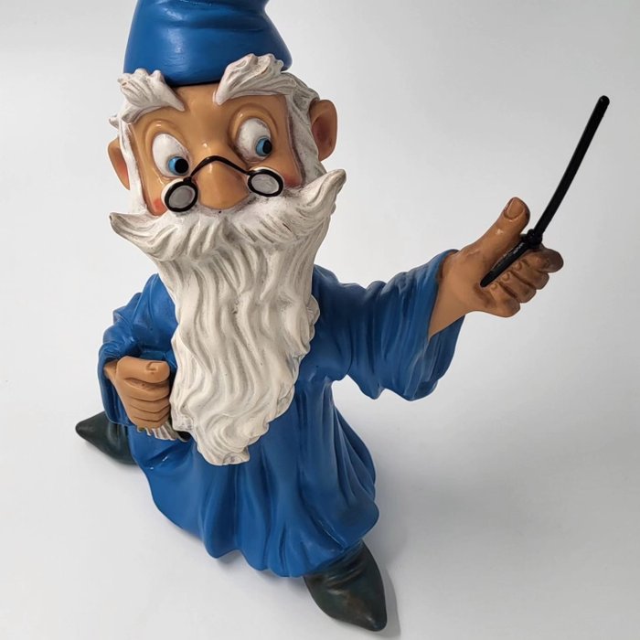 The Sword in the Stone - Merlin (Ledraplastic, late 1960s) Figure