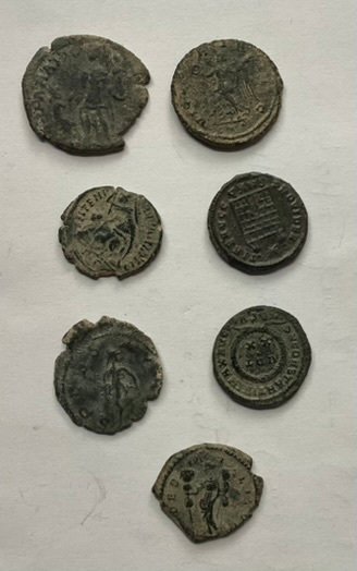 Romarriket. Lote de 14 monedas Æ siglos III - IV d.C.  (Ingen mindstepris)