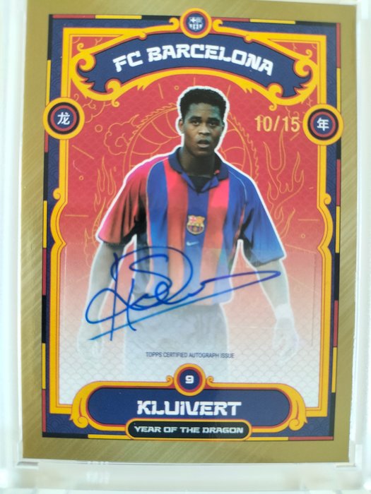 2024 Topps FC Barcelona Dragon Year Patrick Kluivert #AU-PK Autograph Gold 10/15 - 1 Card - Næsten så god som ny (NM)