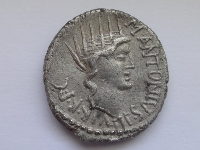 Romerske Republik (Imperatorial) Amazing Denarius of Mark Antony 44-30 BC