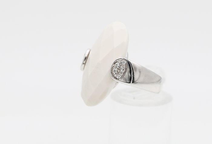 Ring - 18 kraat Hvidguld Diamant (Natur)